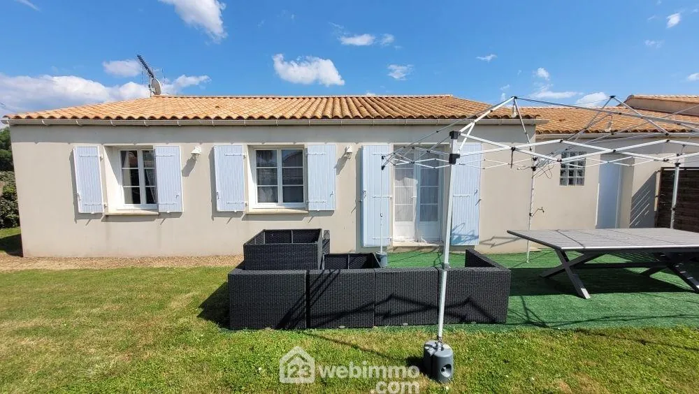 Maison de 80 m² avec garage à Le Bernard, calme proche plages 