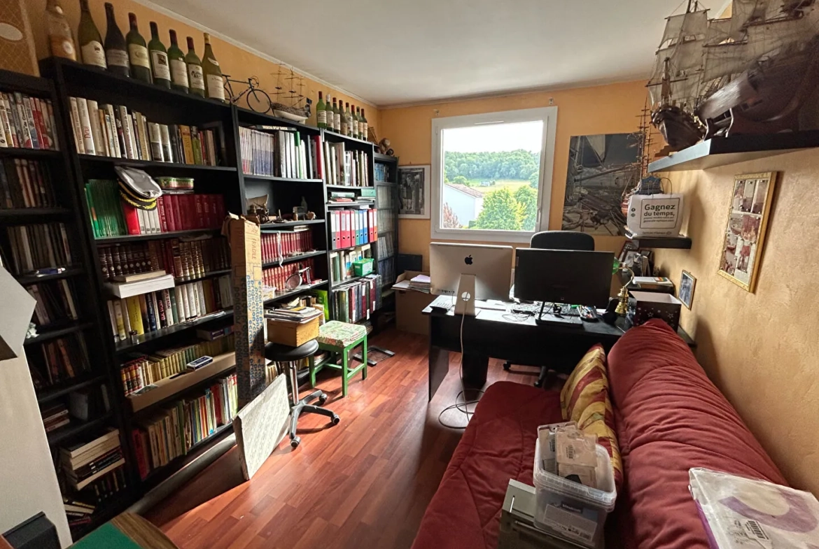 Villa à Roche-la-Molière de 120 m² avec 4 chambres et terrain clos 601 m² 