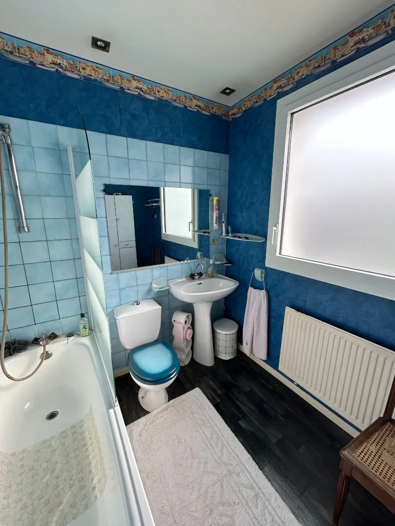 Villa à Roche-la-Molière de 120 m² avec 4 chambres et terrain clos 601 m² 