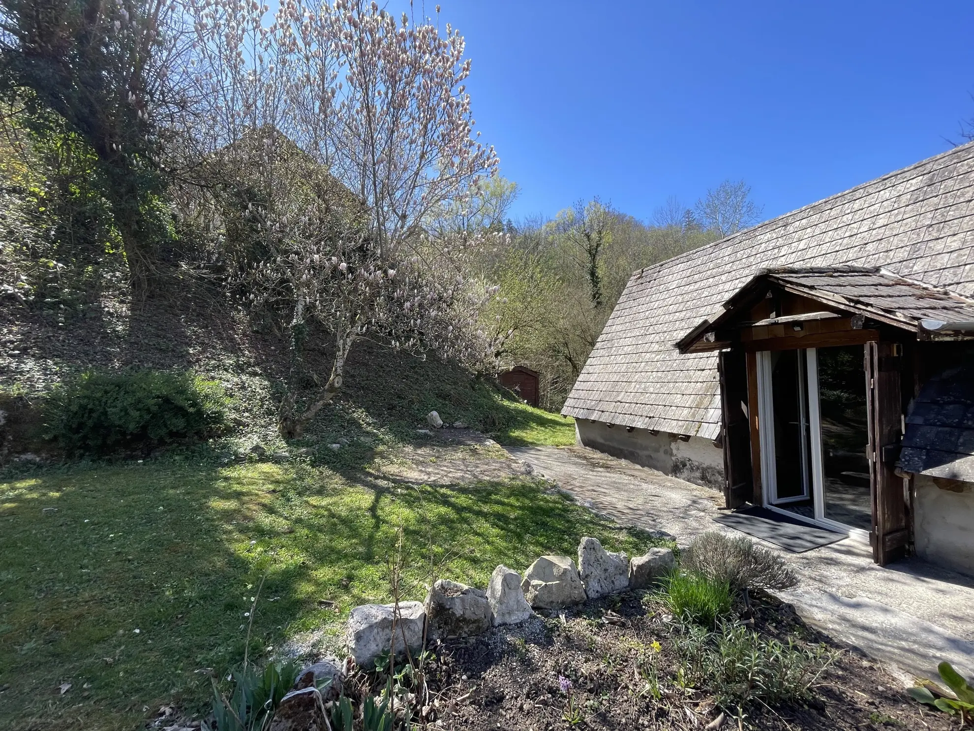 Charmante maison à Annecy-le-Vieux proche des Aravis, 41 m² à rénover 