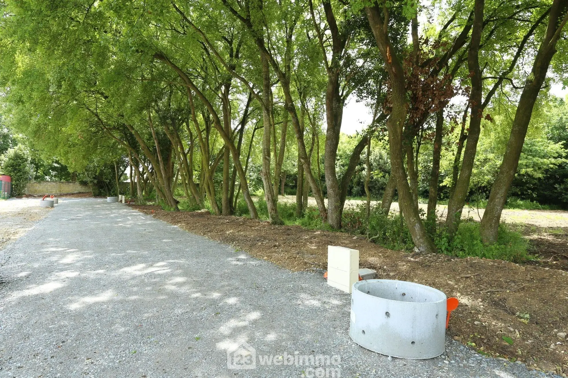 Terrain à bâtir de 725 m² à Bourgneuf, environnement boisé et sécurisé 