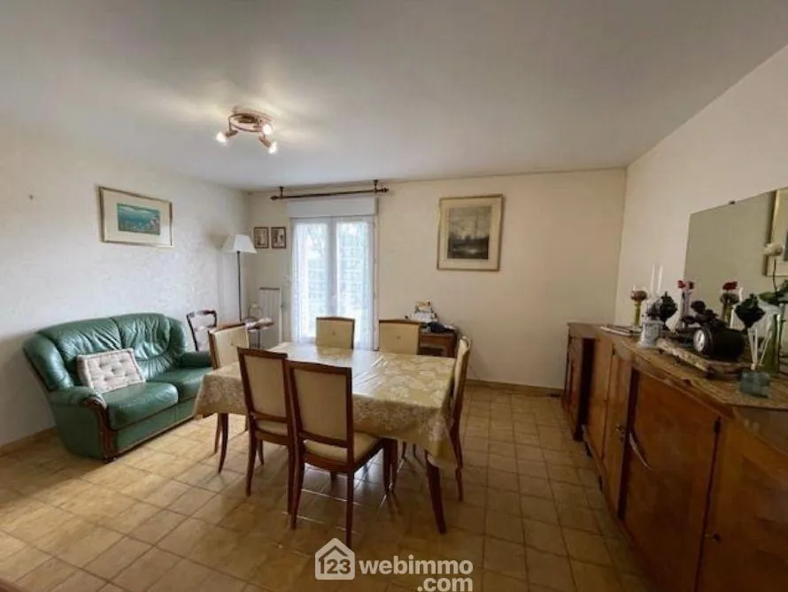 Appartement à vendre à Chauny avec garage et cave, idéal pour investisseur ou jeune couple 