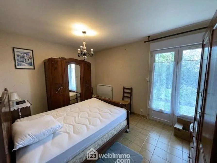 Appartement à vendre à Chauny avec garage et cave, idéal pour investisseur ou jeune couple 