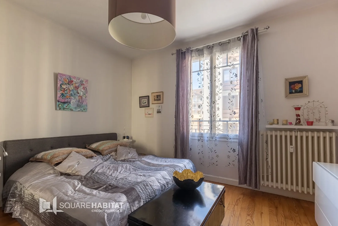 Appartement rénové 3 pièces à Gap, proche hypercentre avec cave et garage en option 