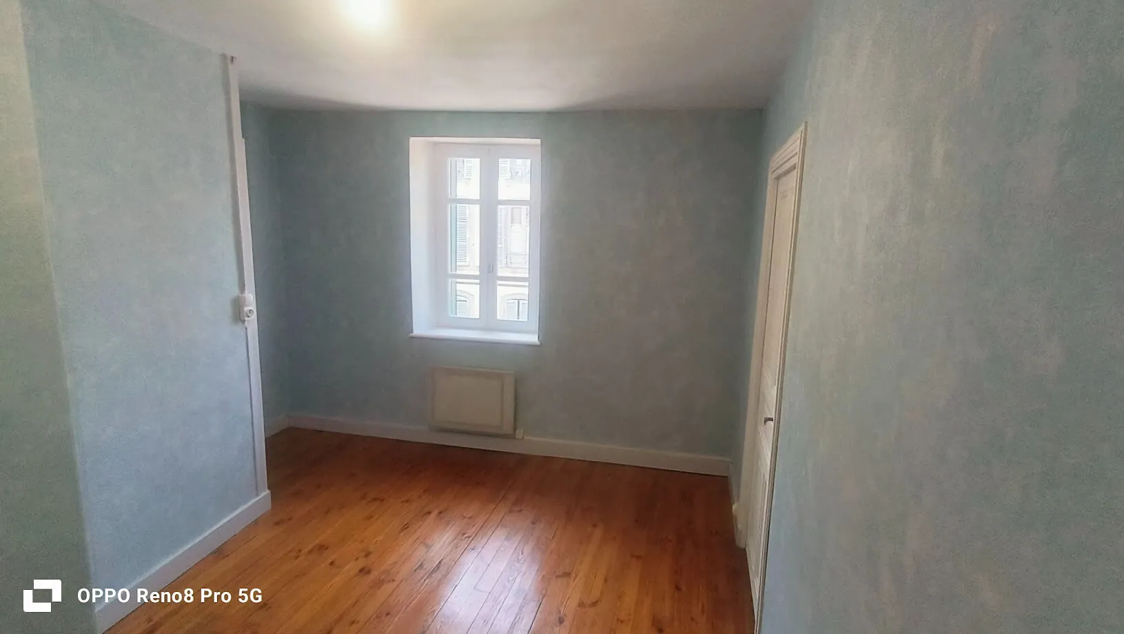 Charmante maison de village à Saint-Amant-Tallende de 51 m² avec garage 