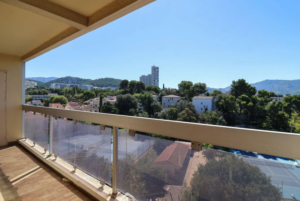 Appartement 3 pièces à vendre à Mazargues, Marseille, avec terrasse et garage 