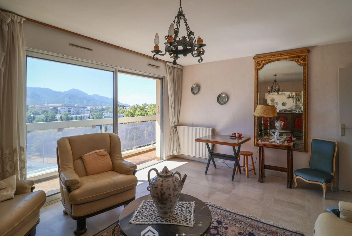 Appartement 3 pièces à vendre à Mazargues, Marseille, avec terrasse et garage 
