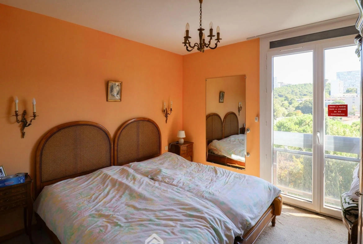 Appartement 3 pièces à vendre à Mazargues, Marseille, avec terrasse et garage 