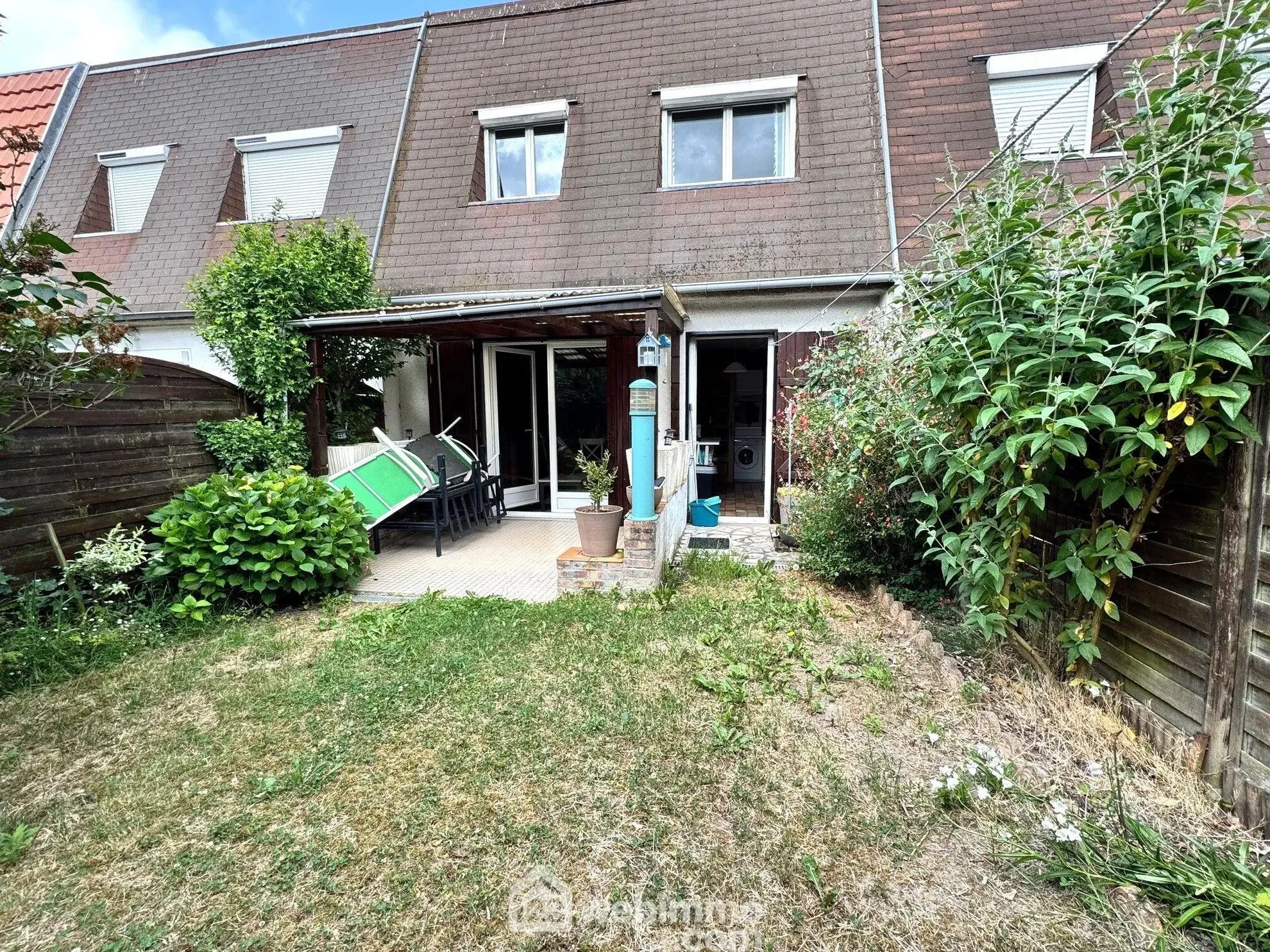 Maison mitoyenne de 88m² à Bondoufle avec jardin et garage 