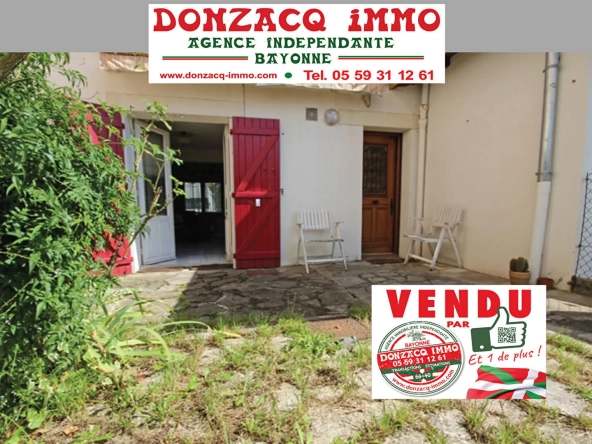 Appartement F2 avec jardin à Bayonne Beyris, double exposition, parking, à proximité des commodités