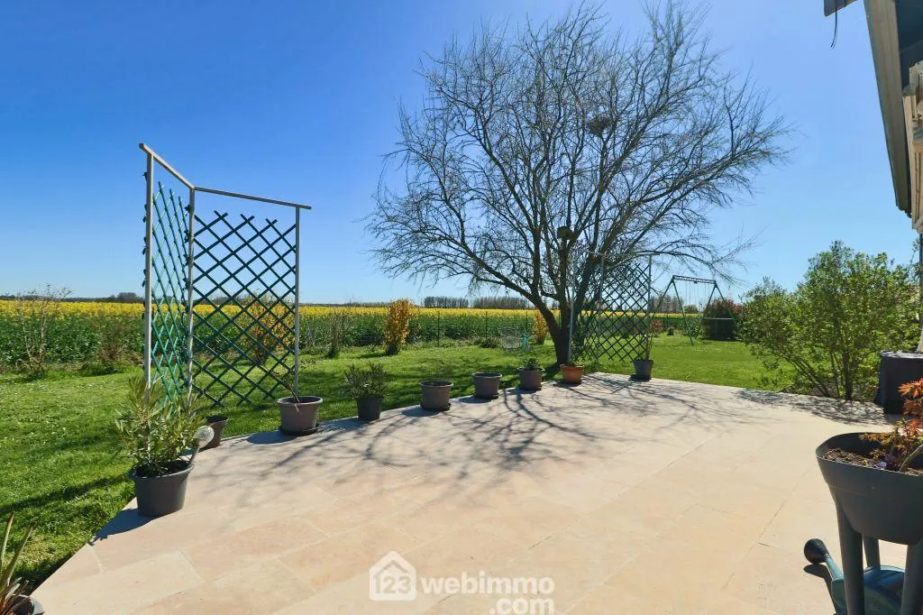 Maison familiale de 109 m² avec jardin clos à La Grimaudière 