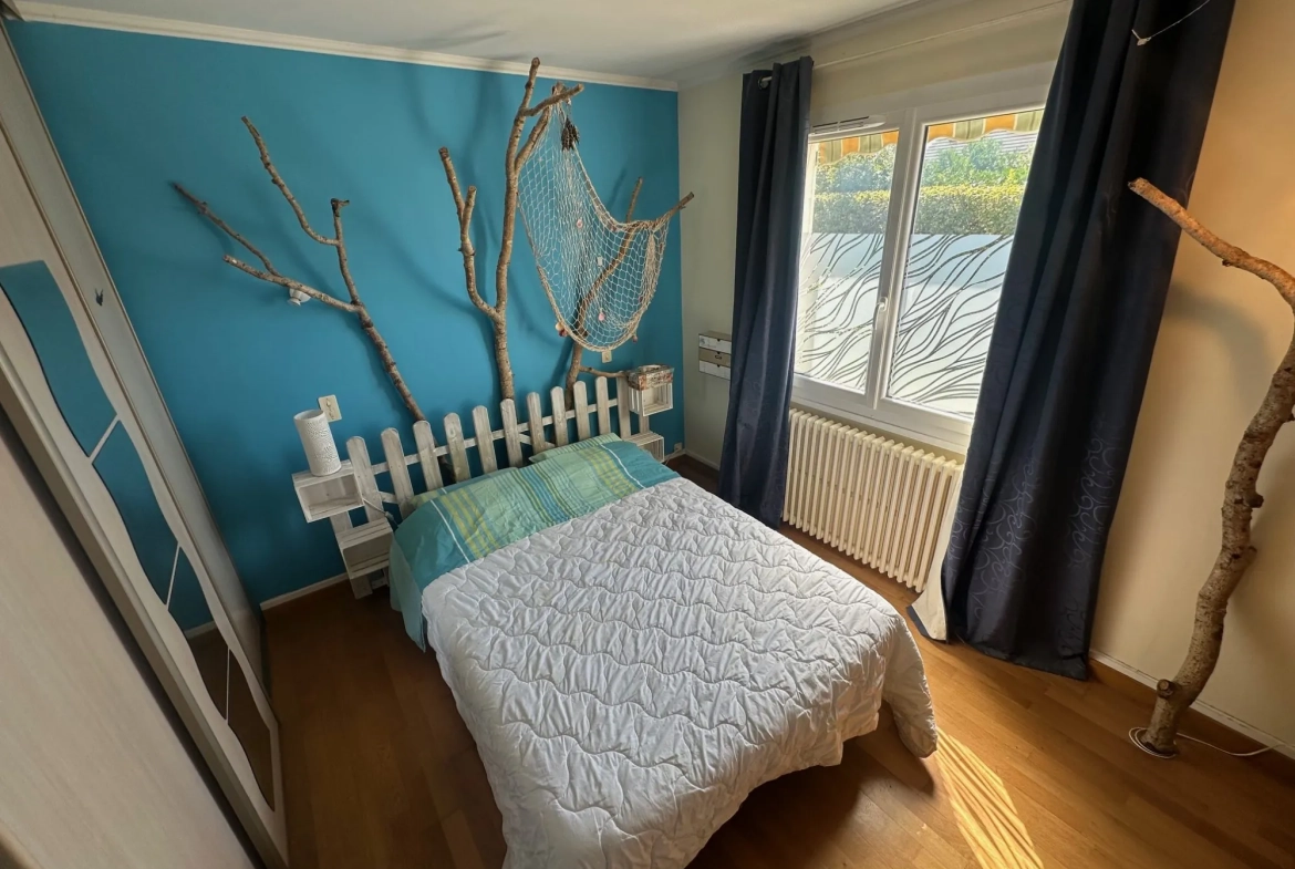 Maison à vendre de 122 m² à Poilly-lez-Gien, 4 chambres, jardin clos 