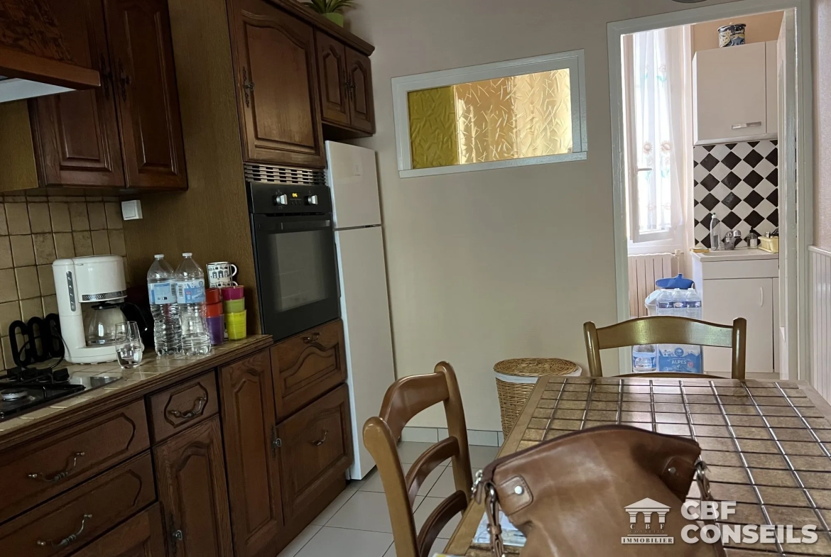 Maison ancienne de 110 m² avec terrasse et jardin au Creusot – Idéal famille 