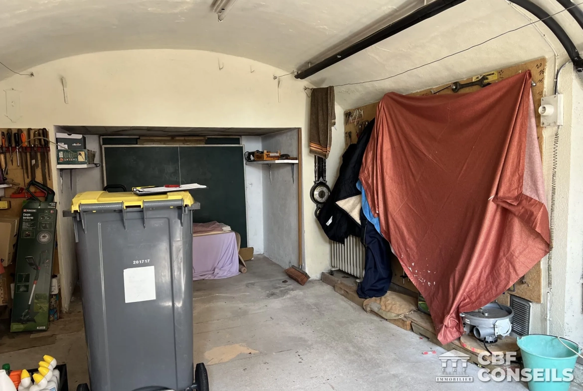 Maison ancienne de 110 m² avec terrasse et jardin au Creusot – Idéal famille 