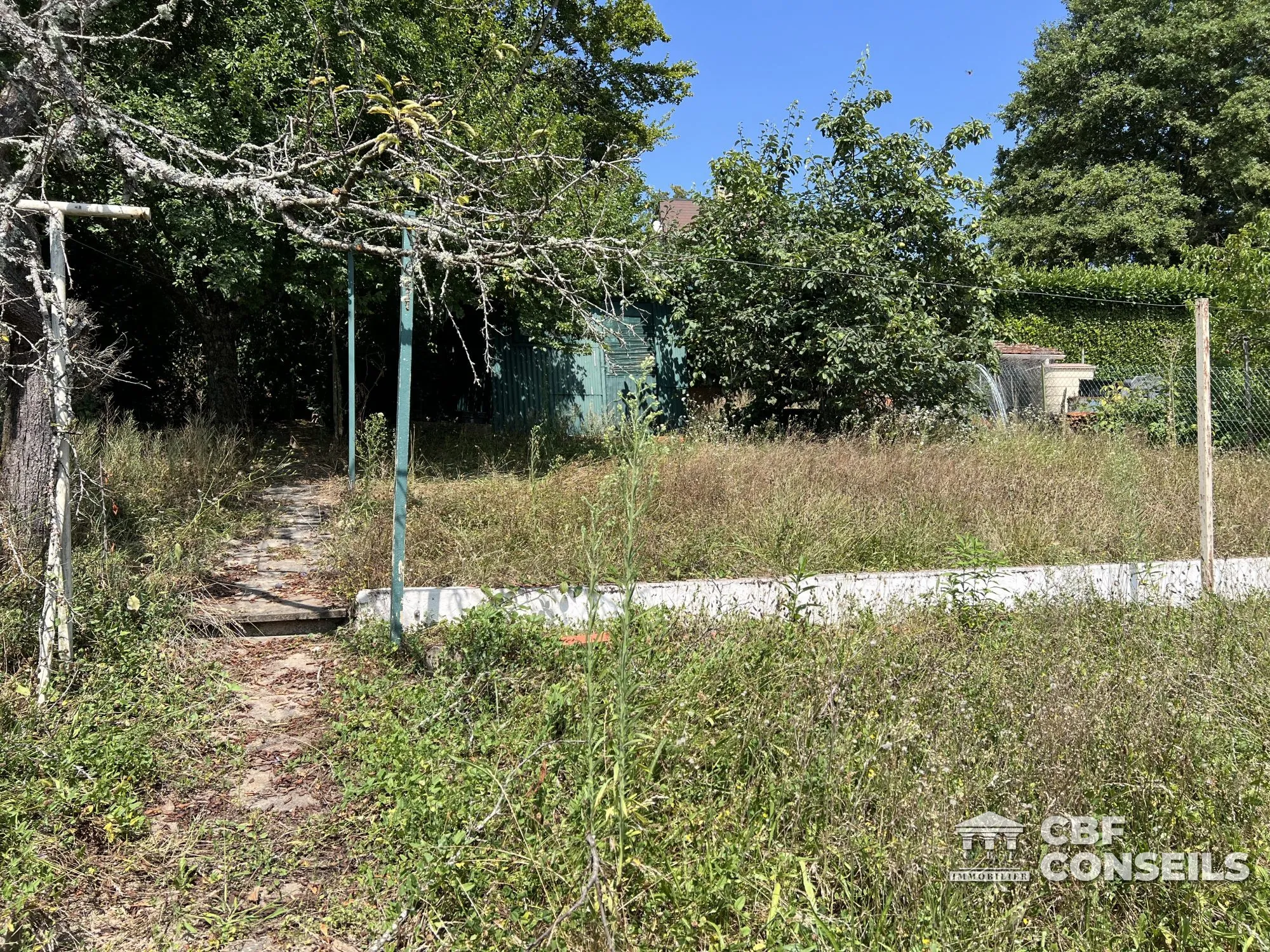 Maison ancienne de 110 m² avec terrasse et jardin au Creusot – Idéal famille 