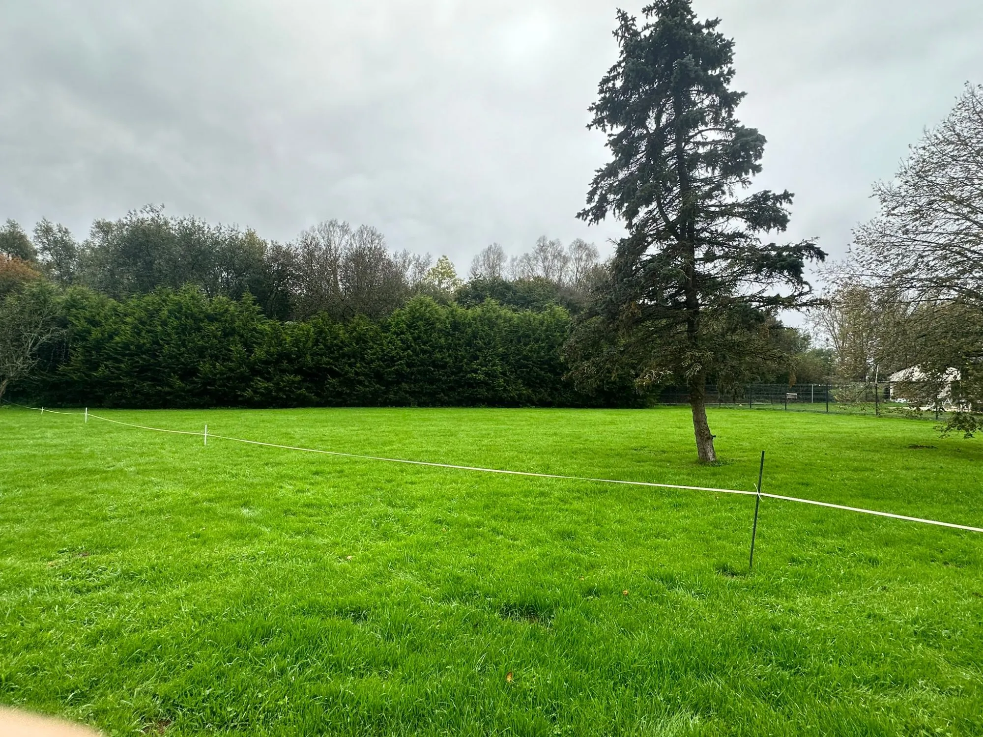 Terrain constructible de 1307 m² à Anvin, viabilisé et calme 