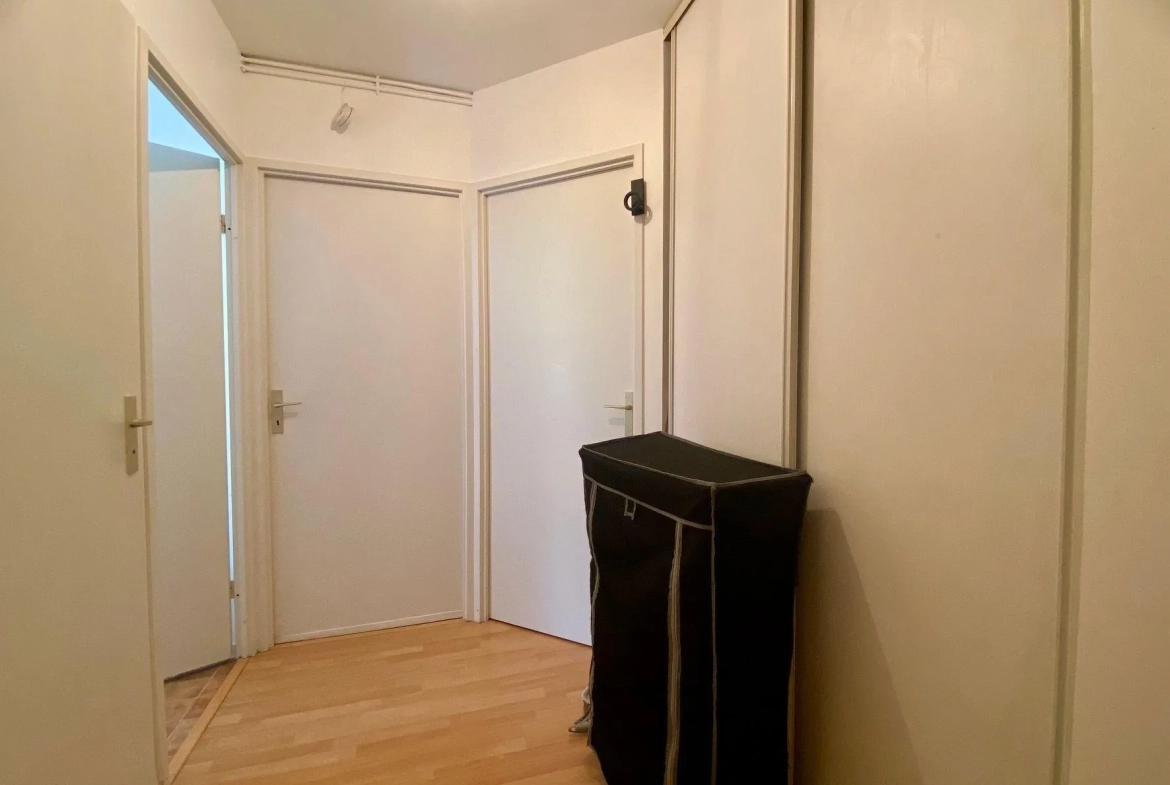 À vendre Appartement T3 de 61 m² à Évry-Courcouronnes avec balcon 