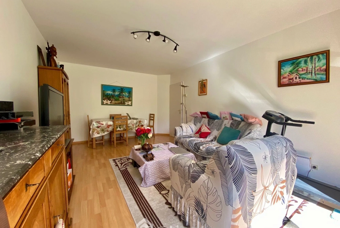 À vendre Appartement T3 de 61 m² à Évry-Courcouronnes avec balcon 