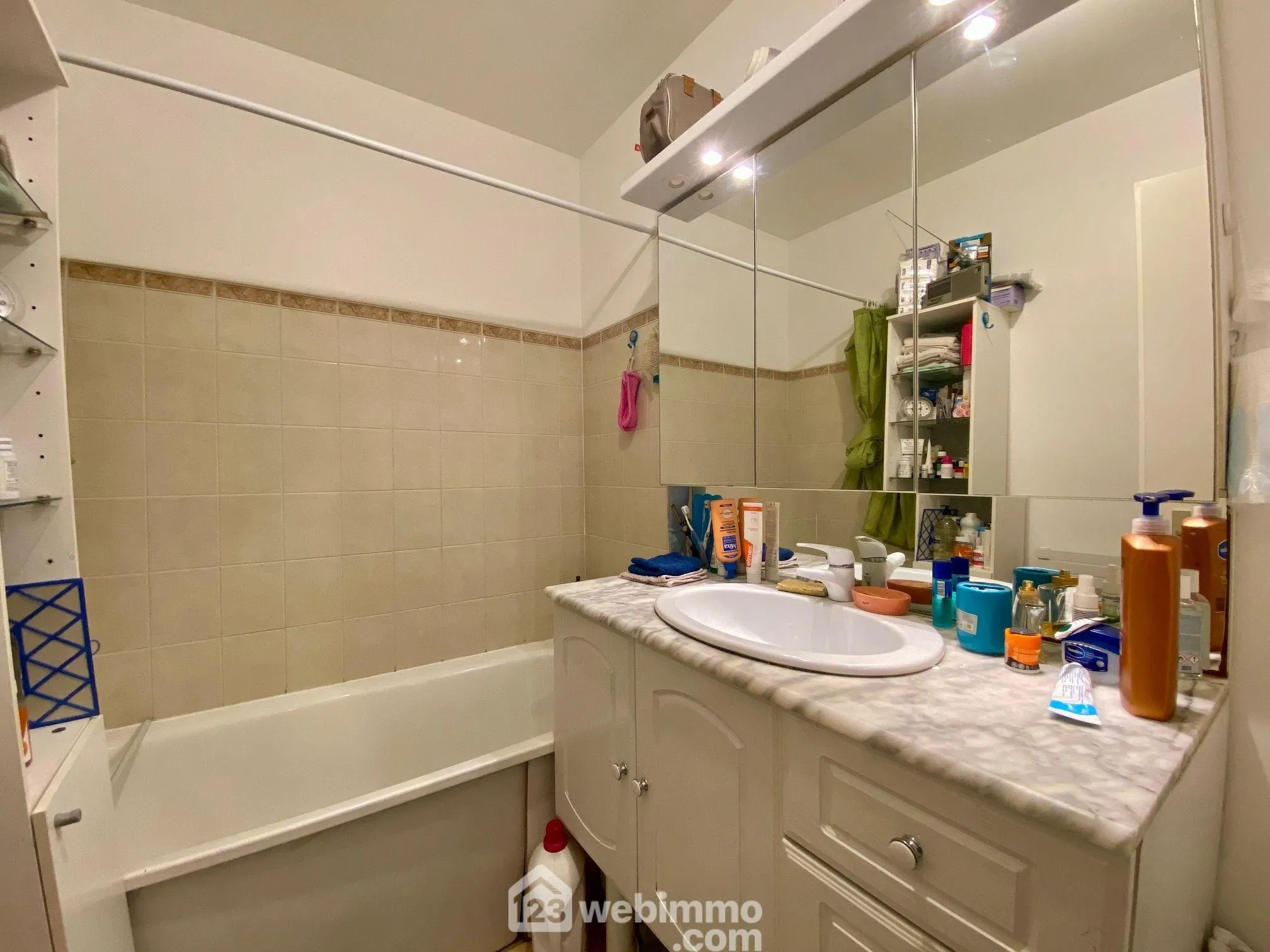 À vendre Appartement T3 de 61 m² à Évry-Courcouronnes avec balcon 