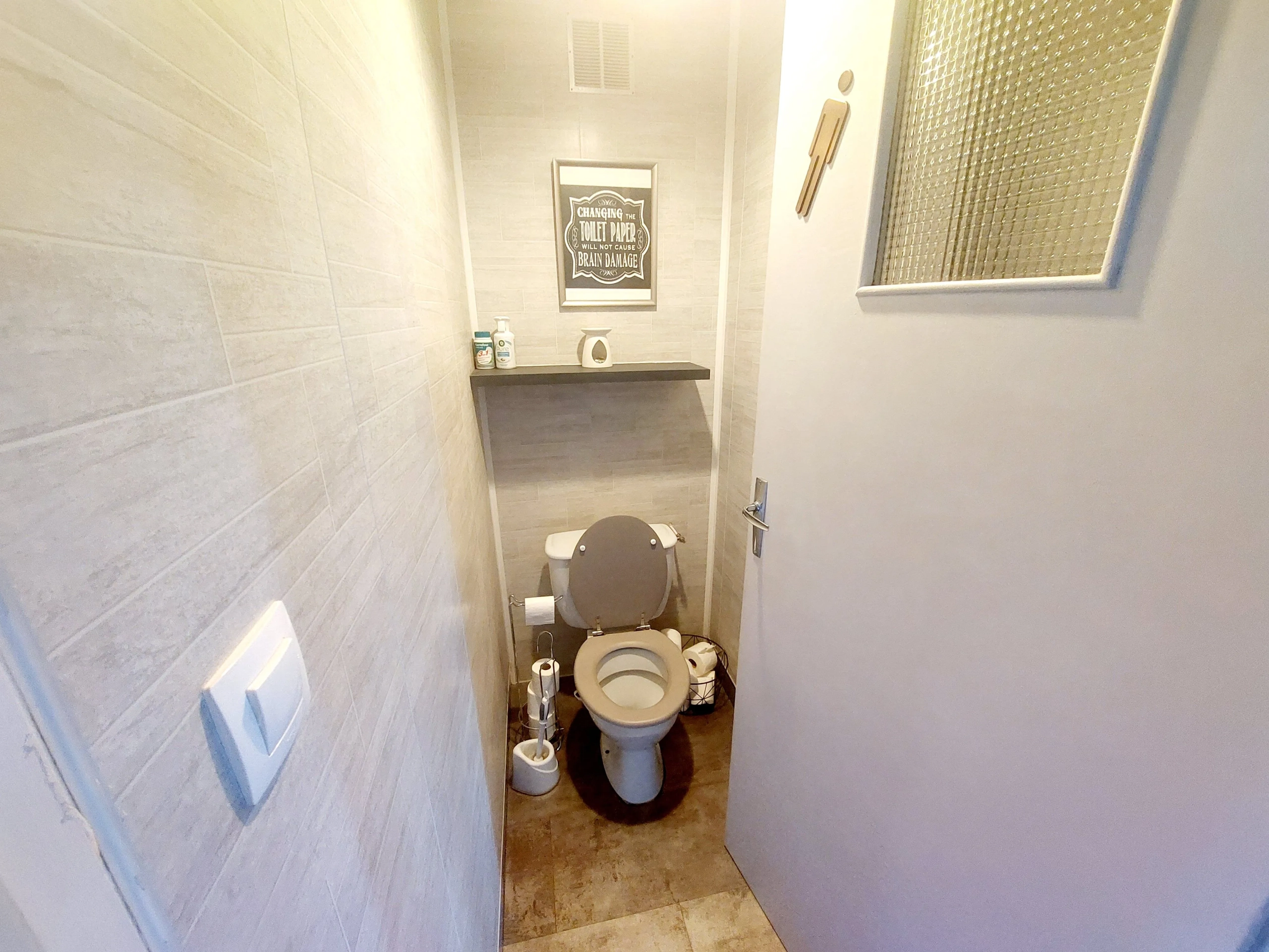 Maison à Montbrison de 121 m² avec terrain, 5 chambres, rénovation récente à vendre 