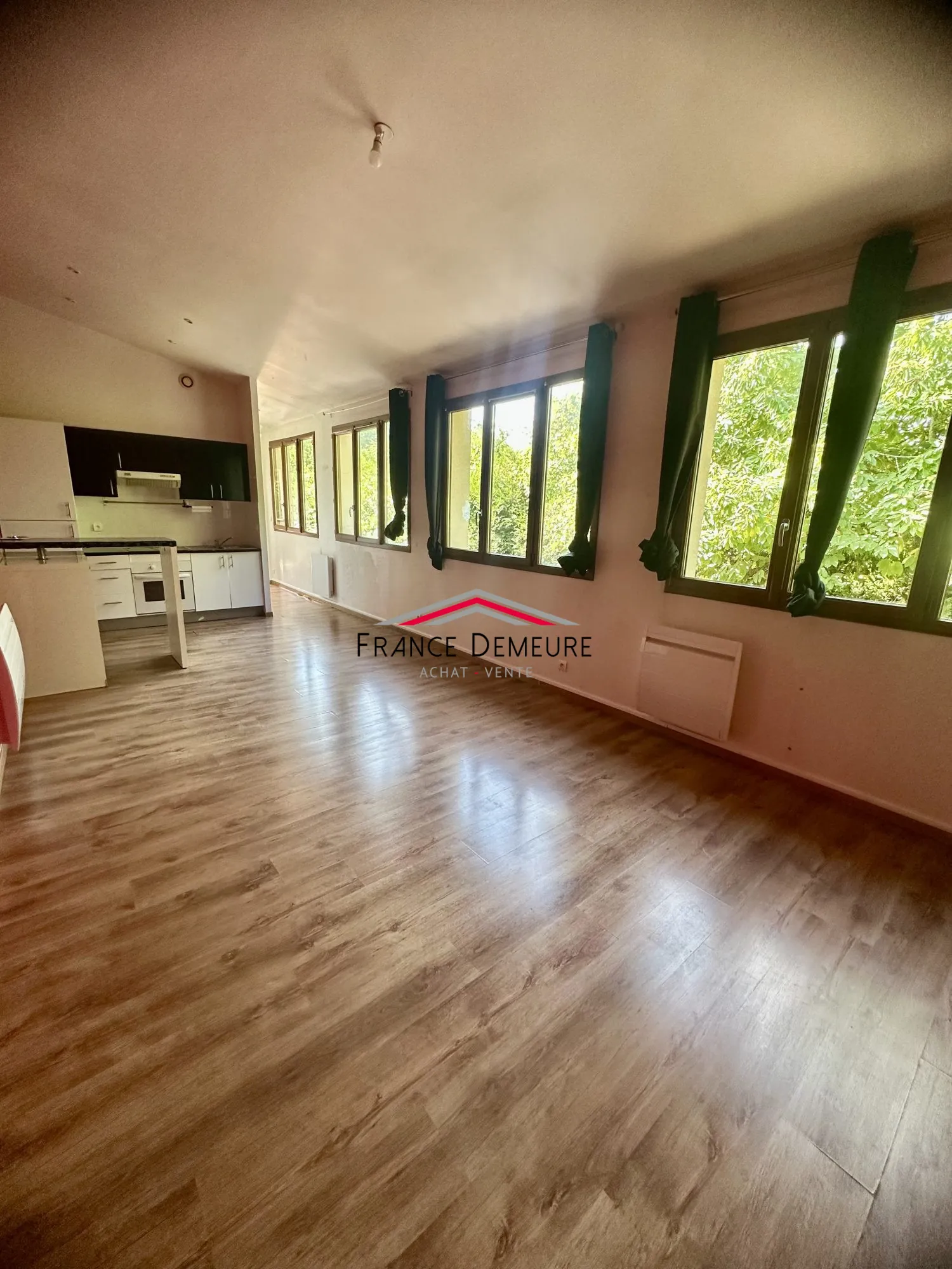 Appartement à vendre à Boisemont de 30 m² avec 2 parkings et normes HQE 