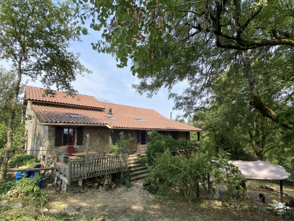 Maison individuelle avec grange attenante proche de Montbazens