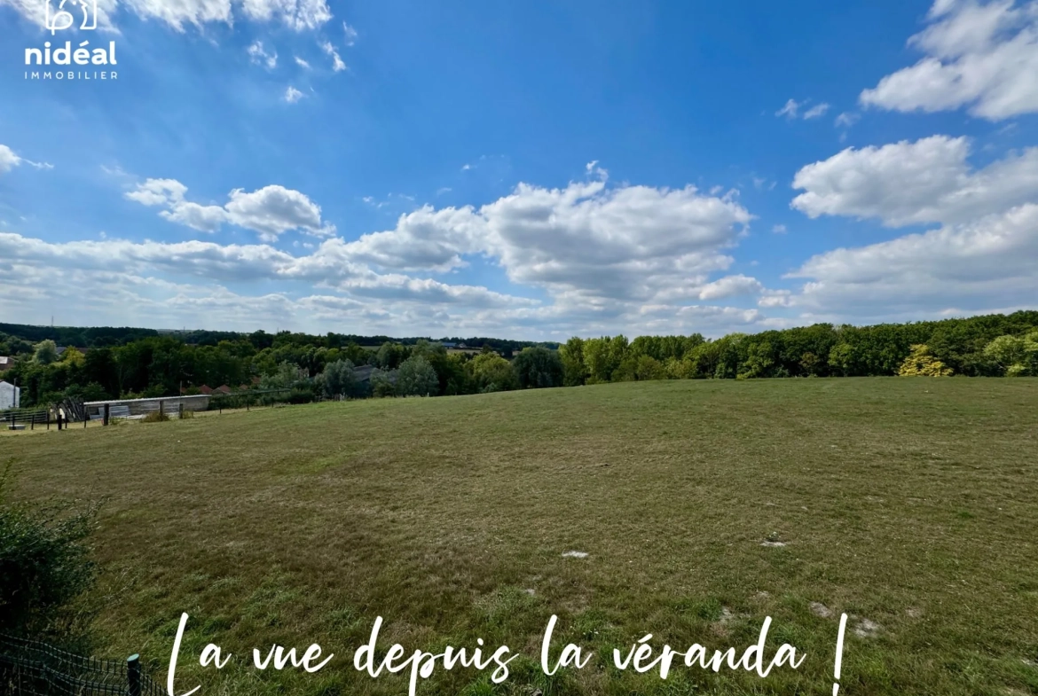 Maison rénovée de 75 m² avec jardin à Ferrière-la-Petite en campagne 
