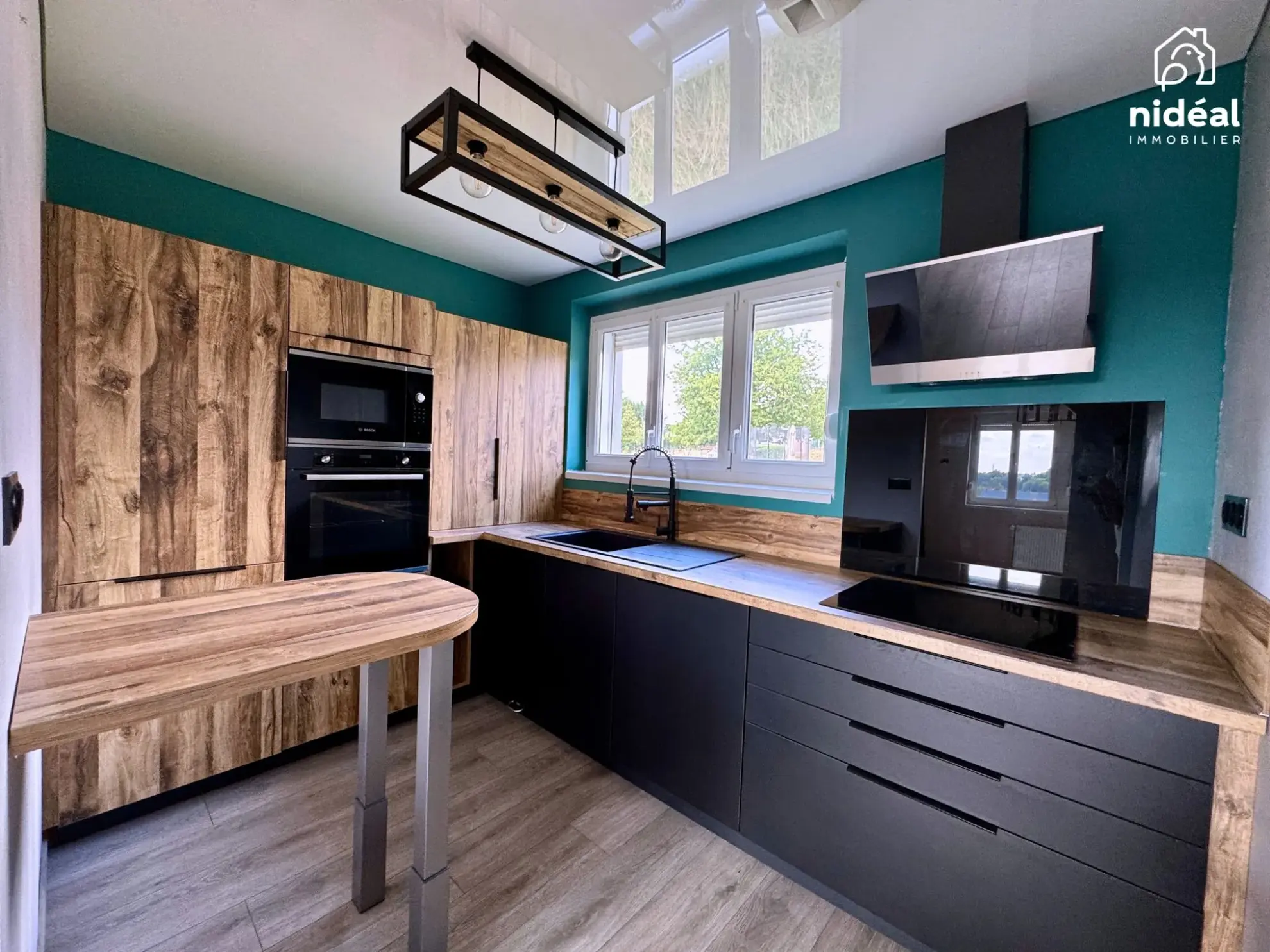 Maison rénovée de 75 m² avec jardin à Ferrière-la-Petite en campagne 