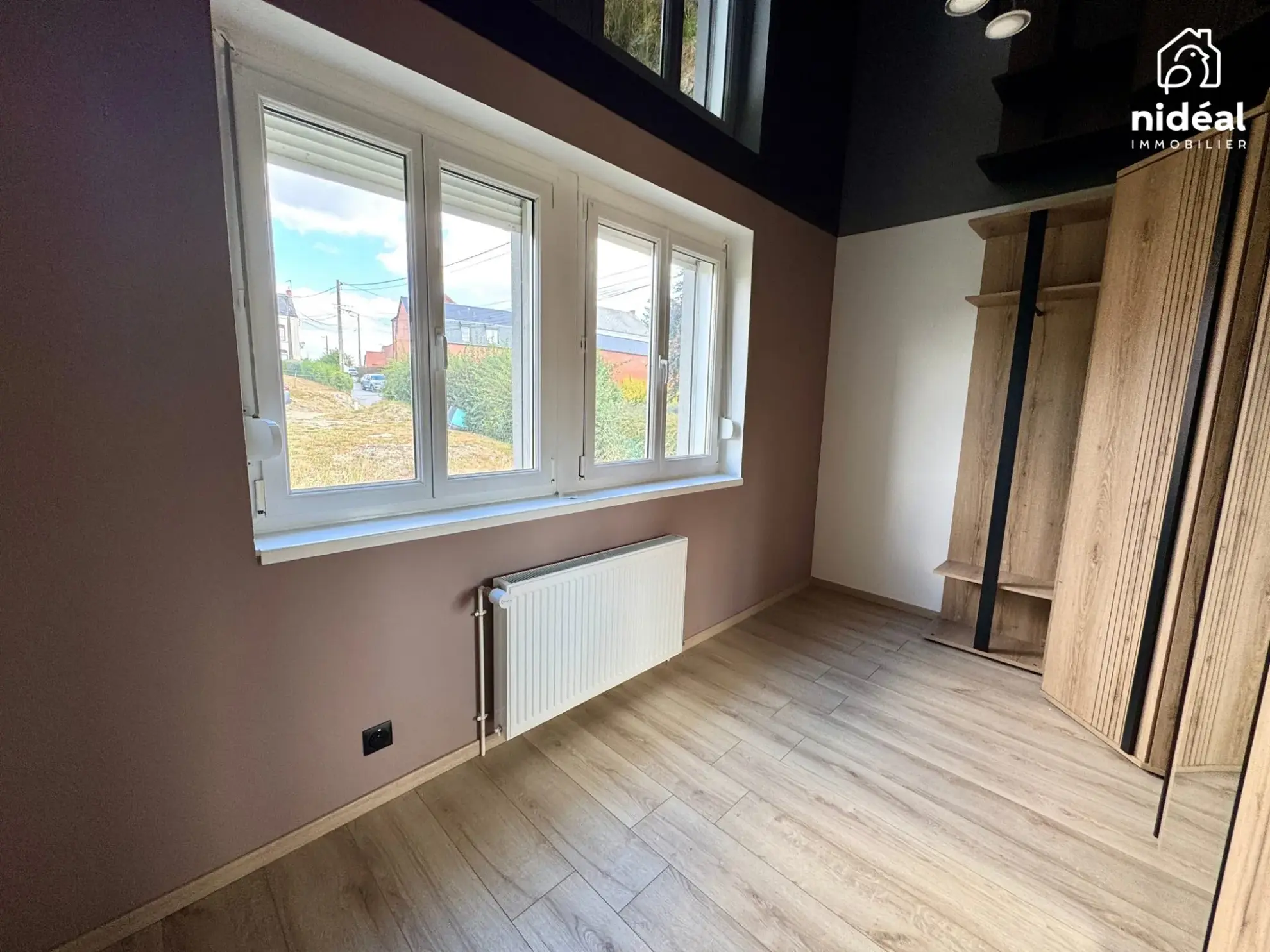 Maison rénovée de 75 m² avec jardin à Ferrière-la-Petite en campagne 