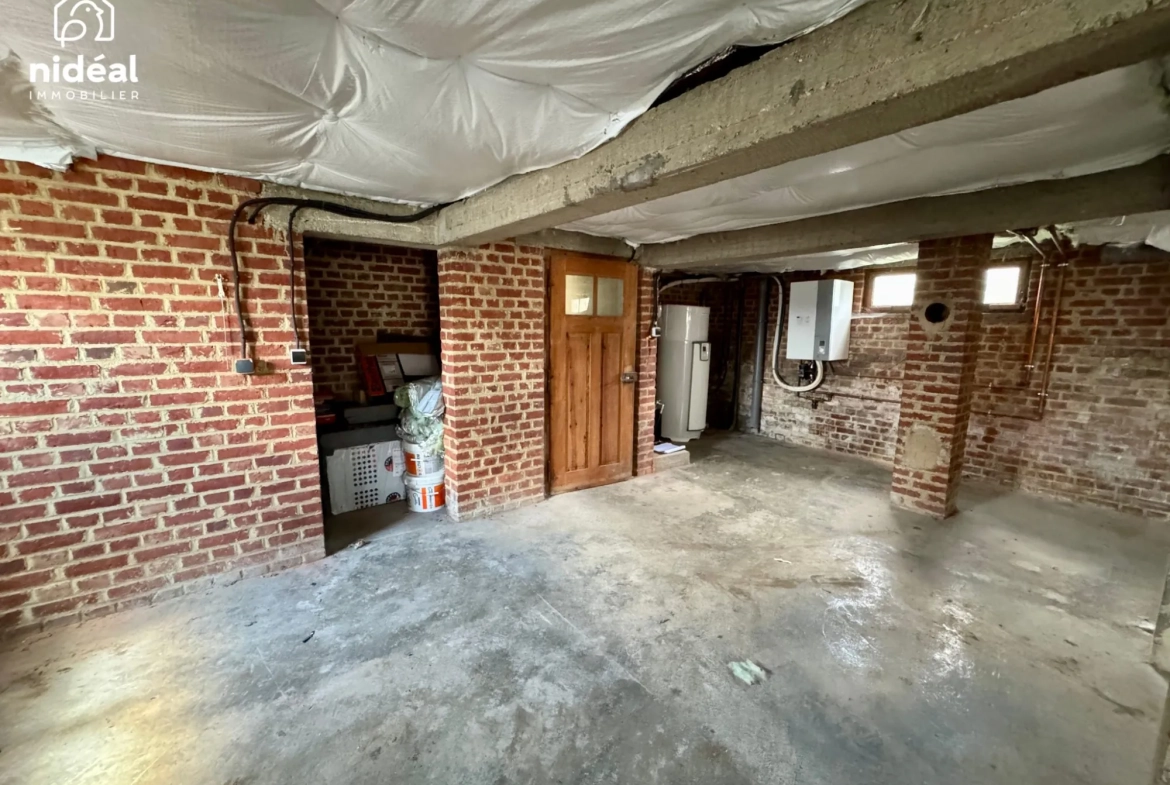 Maison rénovée de 75 m² avec jardin à Ferrière-la-Petite en campagne 