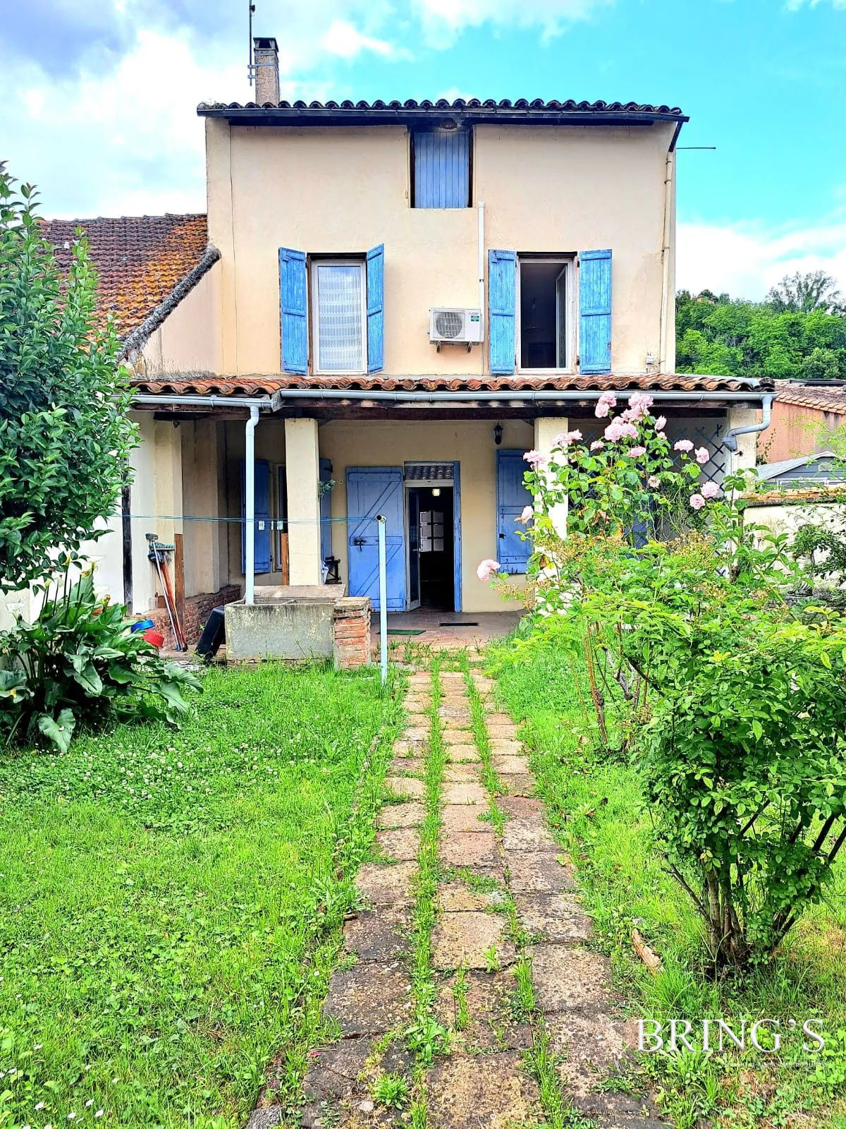 Maison 134 m² avec 3 chambres, jardin et potentiel d'agrandissement à Moissac 