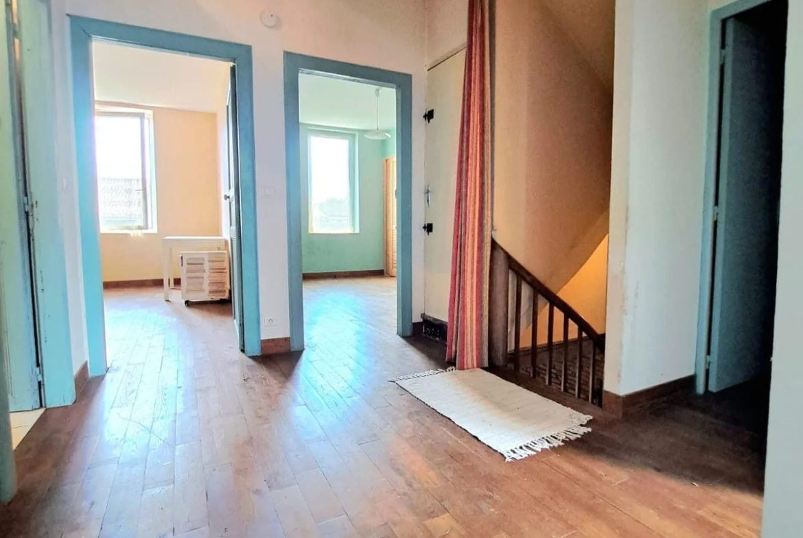 Maison 134 m² avec 3 chambres, jardin et potentiel d'agrandissement à Moissac 