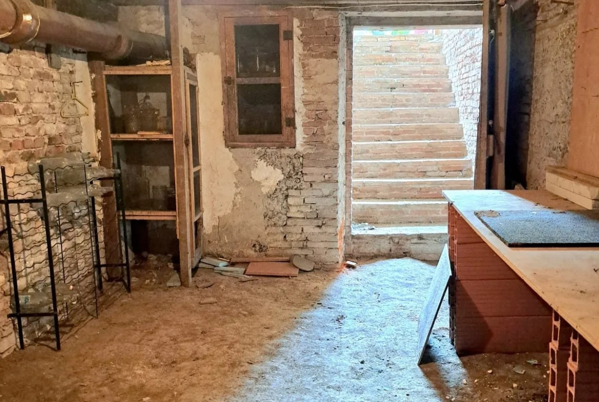 Maison 134 m² avec 3 chambres, jardin et potentiel d'agrandissement à Moissac 