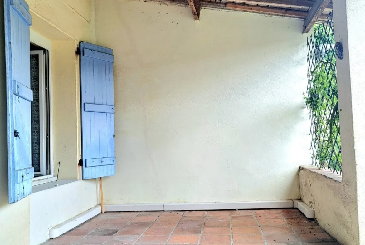 Maison 134 m² avec 3 chambres, jardin et potentiel d'agrandissement à Moissac 