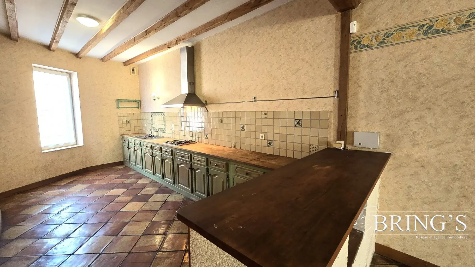 Maison 134 m² avec 3 chambres, jardin et potentiel d'agrandissement à Moissac 