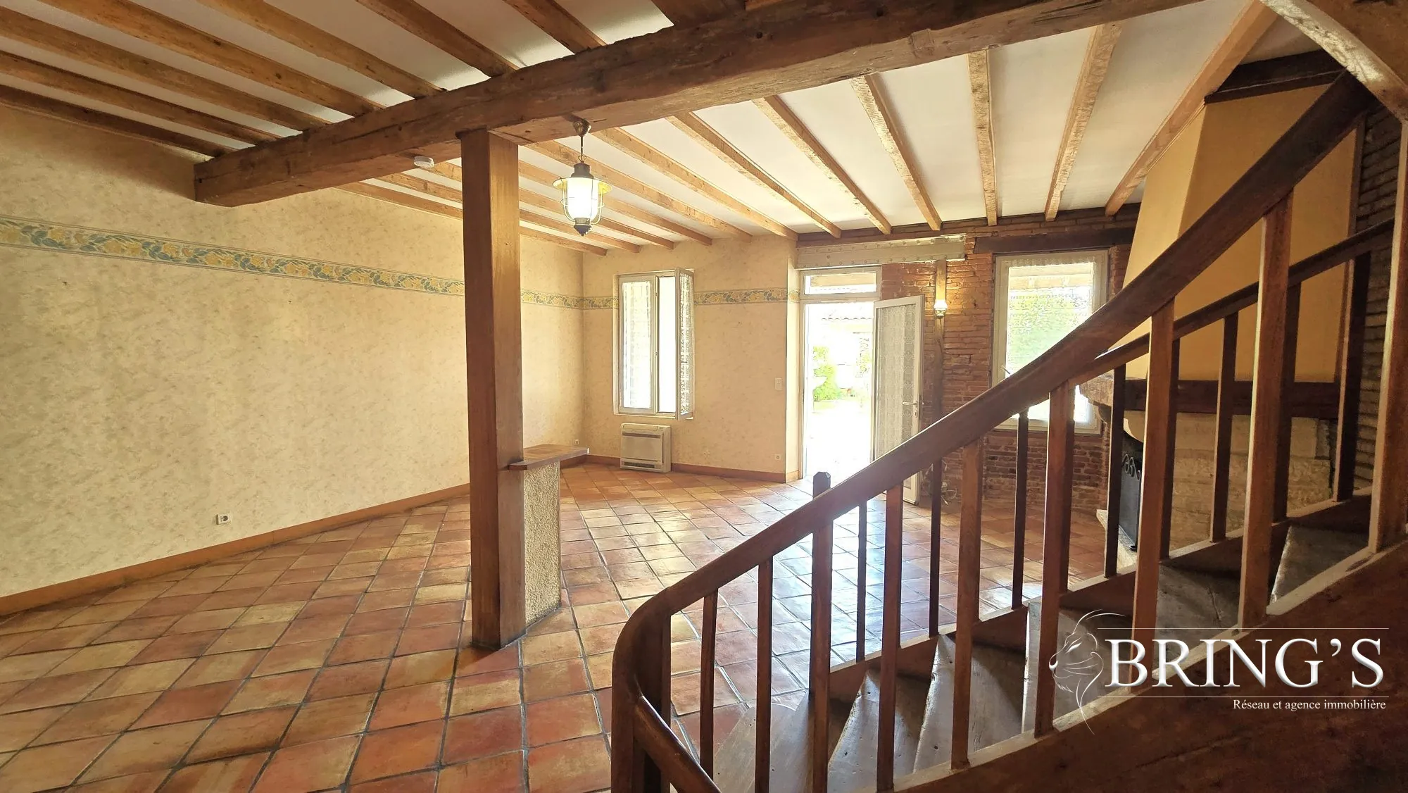 Maison 134 m² avec 3 chambres, jardin et potentiel d'agrandissement à Moissac 