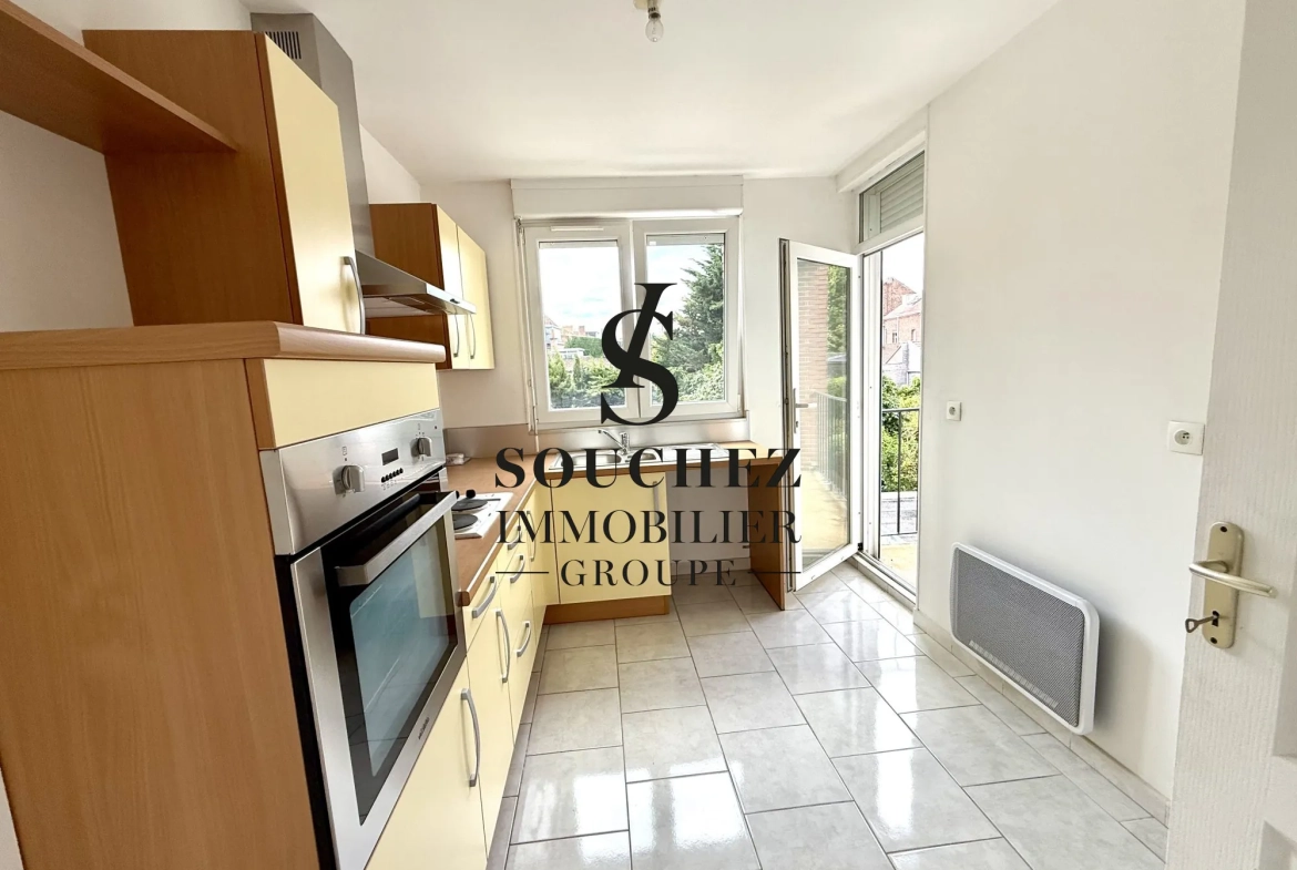Appartement lumineux avec garage et cave à Lens - Secteur calme 