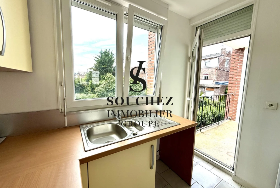 Appartement lumineux avec garage et cave à Lens - Secteur calme 