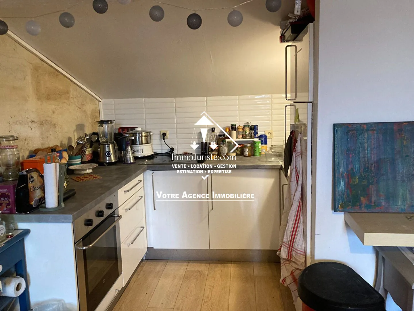 Appartement 2 pièces à Bordeaux Mériadeck avec combles aménageables 