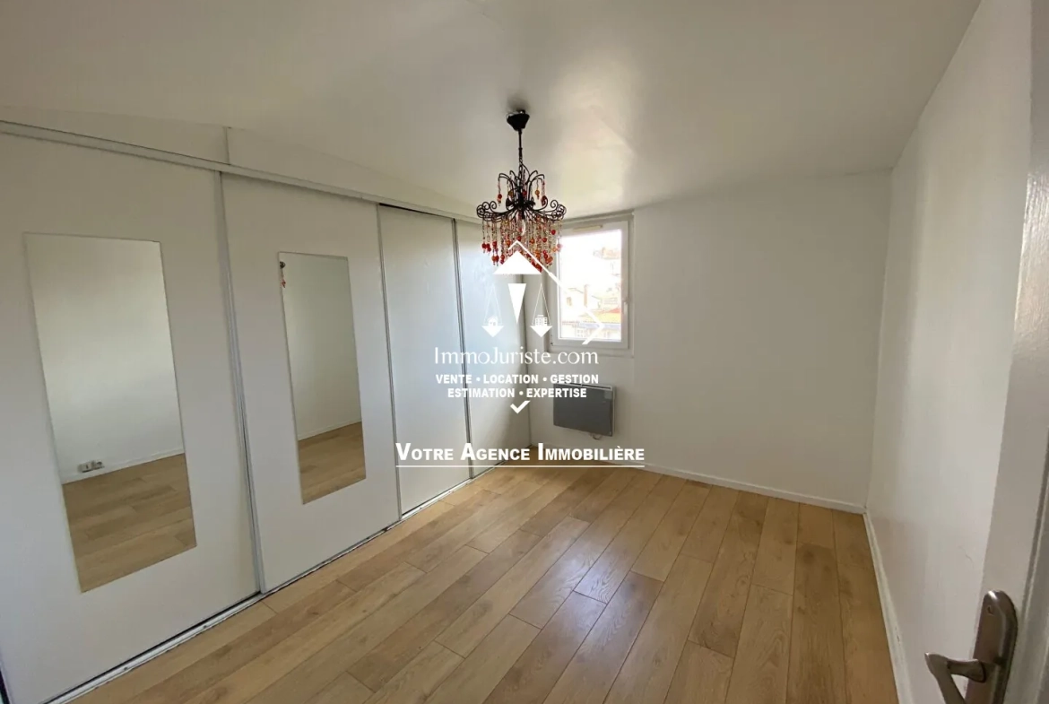 Appartement 2 pièces à Bordeaux Mériadeck avec combles aménageables 