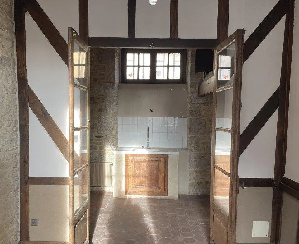 Opportunité d'immeuble à rénover de 160 m² à Alençon 