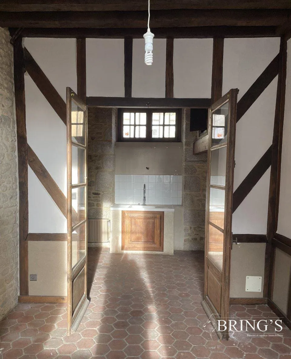 Opportunité d'immeuble à rénover de 160 m² à Alençon 