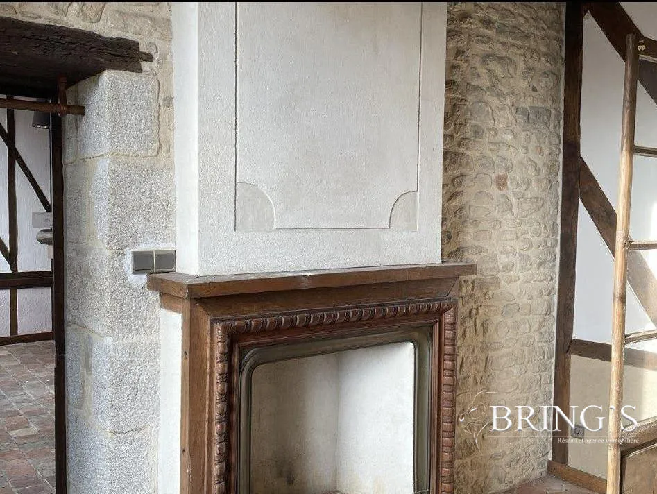 Opportunité d'immeuble à rénover de 160 m² à Alençon 