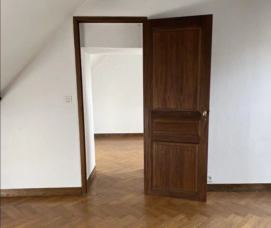 Opportunité d'immeuble à rénover de 160 m² à Alençon 