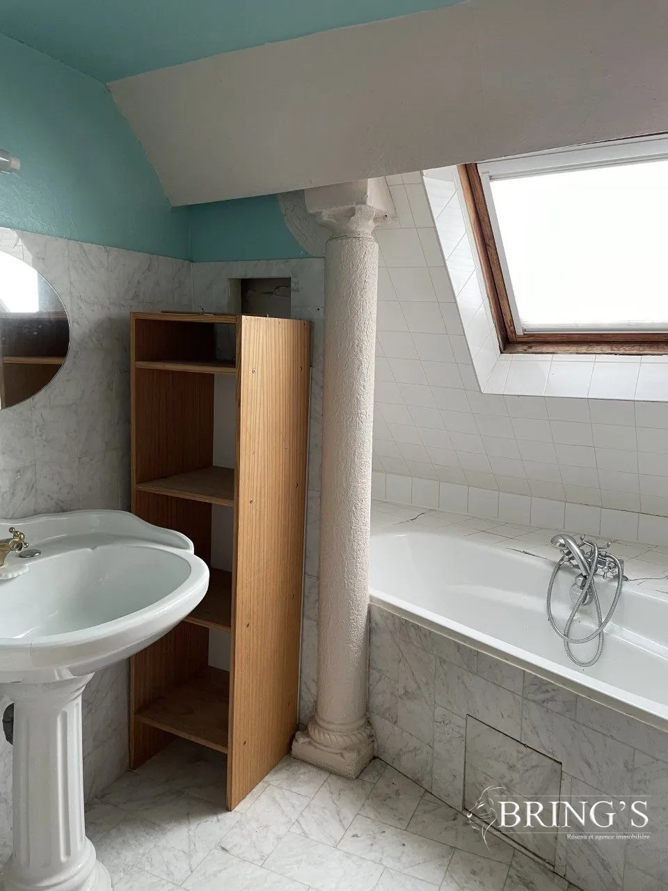 Opportunité d'immeuble à rénover de 160 m² à Alençon 