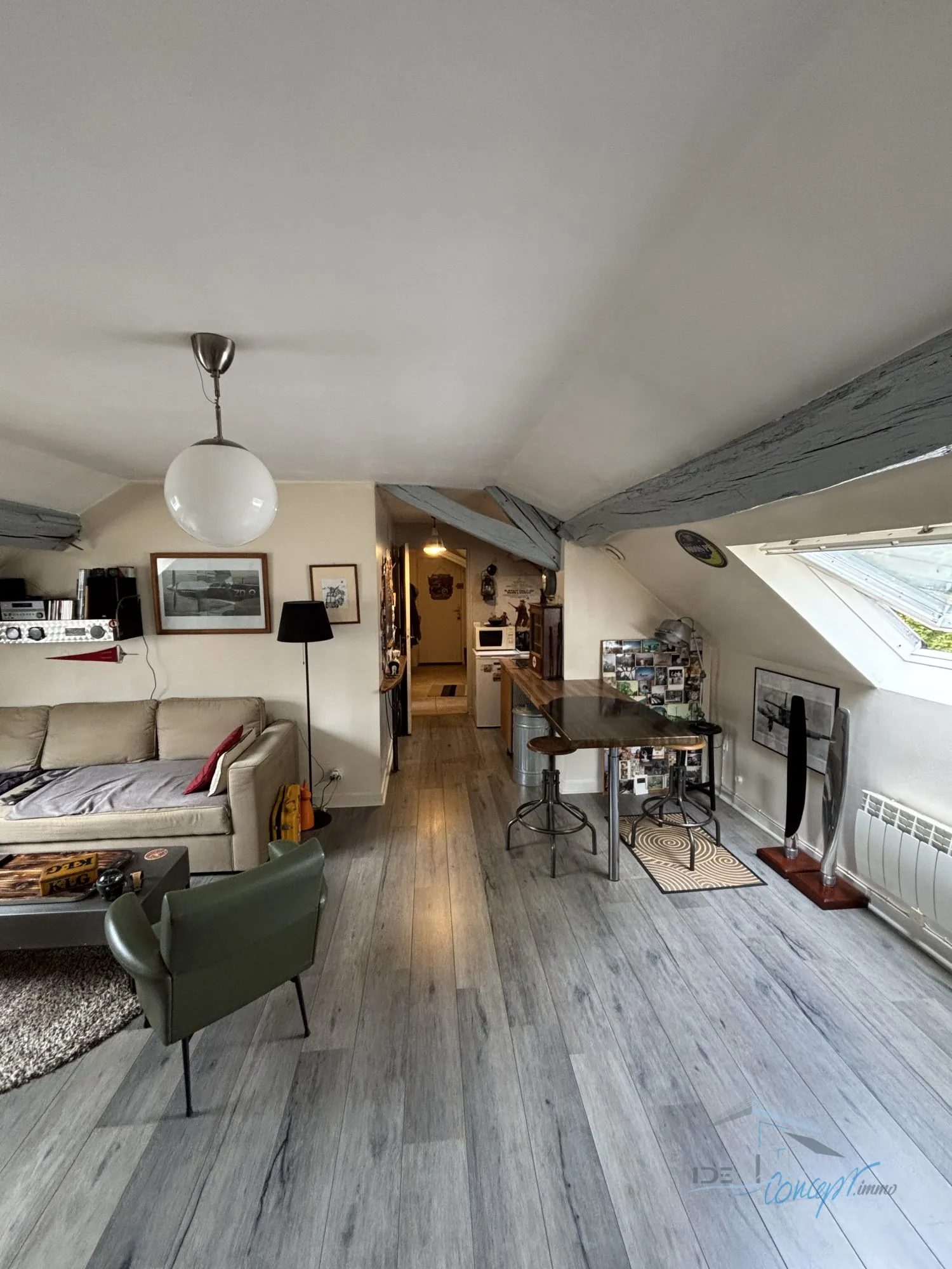 Appartement lumineux à Lardy avec parking privé, dernier étage, proche commodités 