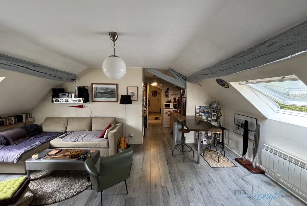 Appartement lumineux à Lardy avec parking privé, dernier étage, proche commodités 