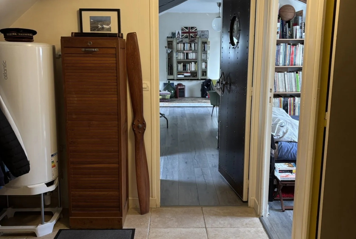 Appartement lumineux à Lardy avec parking privé, dernier étage, proche commodités 