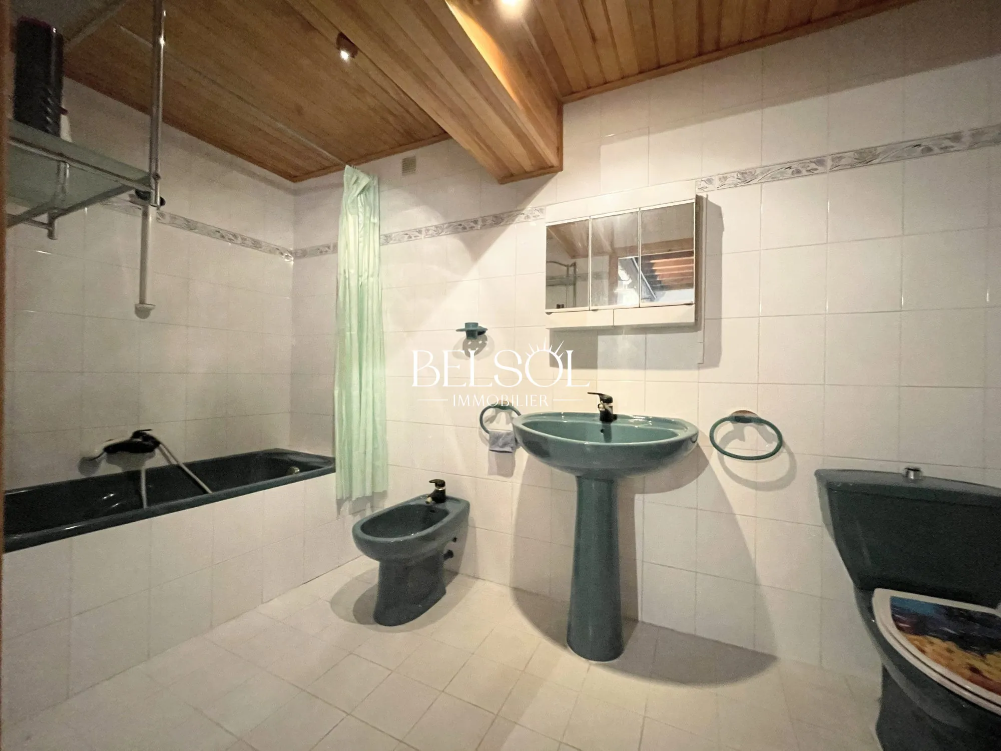 Maison de village à Prades avec potentiel locatif, T4 ou deux logements T3 et Studio 
