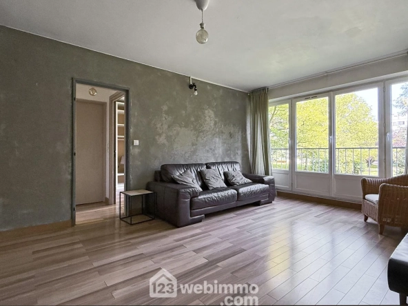 Appartement 2 pièces à Chennevières-sur-Marne avec parking et cave